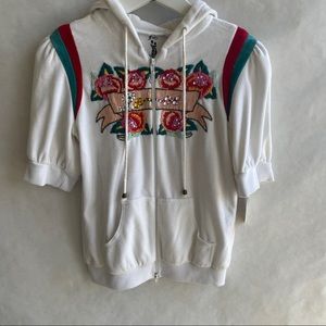 NWT Free For Humanity White Embroidered Floral Short-Sleeve Hoodie Sweater Small